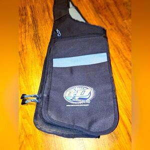 Vintage Donald Duck Disney World navy blue crossbody messenger bag